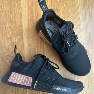 Adidas black sneakers